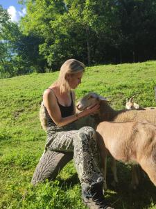 Rent-a-Fairytale Tent "Kukucka" with private sanitary facilities - Natural Slovakia