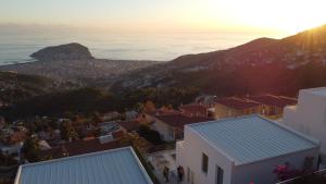 Charming Villa with a Pool