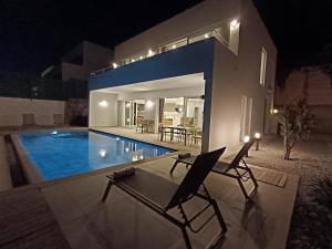 Charming Villa with a Pool