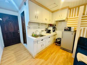 LetStay D201 1-Bedroom Condo 40-Sqm