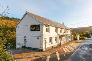 The VIEW Spacious Apartment In Afan Forest Bike Park By STAE-Homes