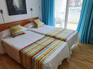 1 bedroom apartment with airconditioning and bath - max 4 guests