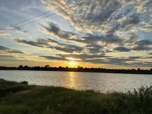 Countryside Rainbow Sweet Home Freshy Pets - Phanat Nikhom