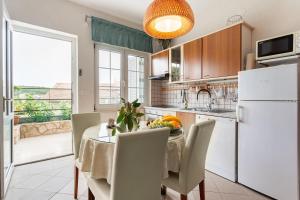 Kalina Deluxe Apartments