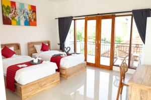 Phòng 2 Giường Đơn Nhìn Ra Núi (Twin Room with Mountain View)