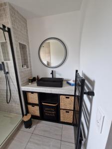 Appartements Le Reve Bleu Jardin Parking Aeroport MEETT : photos des chambres