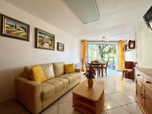 LAL110-004 STUDIO cabine 2 couchages - LA LONDE LES MAURES