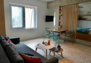 Stylish loft in the heart of Monastiraki!