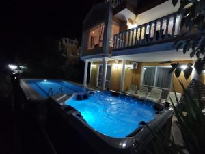 Villa with a Pool and Jacuzzi