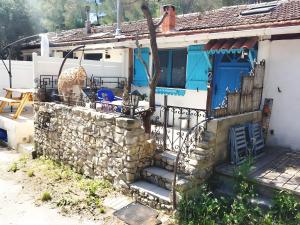 Maisons de vacances Gite renove Calanque La Vesse : photos des chambres