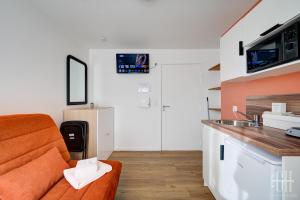 Appartements Jupiter - Proche A10 - 2V - Parking : photos des chambres