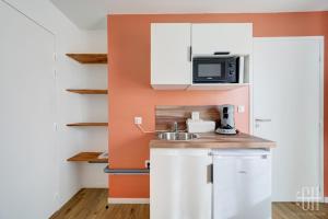 Appartements Jupiter - Proche A10 - 2V - Parking : photos des chambres