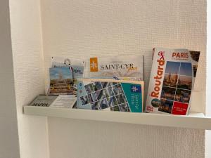 Appartements Appart'Hotel NuiteeJour Versailles Saint Cyr l'Ecole : photos des chambres