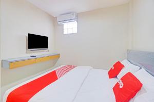 Hotel O Mangga Besar Near Mangga Besar Station Formerly Warna Warni Residence