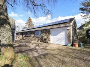 Otter Cottage - Llanychaer