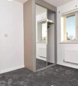 Ambience -Holliwell Close - 厄尔斯科恩