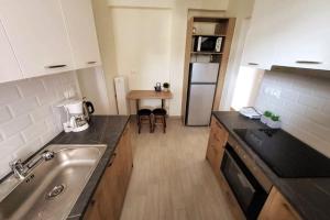 Cozy Athenian 2BD Apt Top Floor Panoramic View