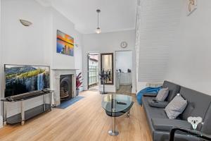 KozyGuru | Surry Hills | Classic Terraced House