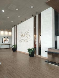 Hawaiian 100-inch Home Cinema Across Ayala Malls Serin Tagaytay