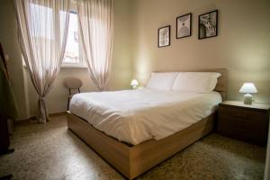 Vatican Comfortable 5 Bedroom Flat - 6 min METRO A by ORPI RENT