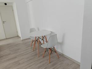 Yellow apartment in Bucharest