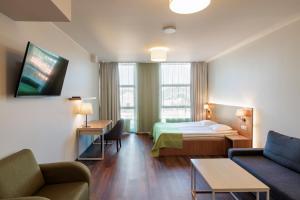 Family Room With Kitchenette (No pets allowed) room in Go Hotel Shnelli