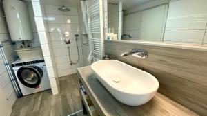 Little Plaza City Centre