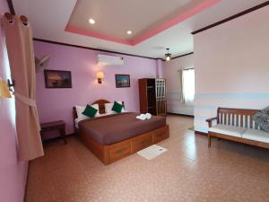 โรงแรมอิ่มสุข บางสะพาน