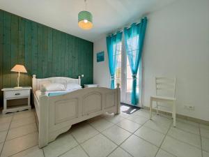 Villas Maison 4 pieces 7 couchages Saint Denis d-Oleron SDO000-076 : photos des chambres