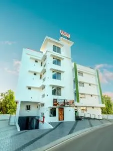 Hotel Eden Palace - Ollur