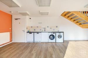 Appartements Mercure - Proche A10 -2 V -Parking- Rez-de-chaussee : photos des chambres