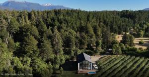 Moderna Casa entre Campo de Frambuesas