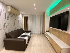 Conforto à Beira-Mar no Condomínio Barra Bali - Destino 327