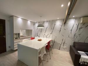 Conforto à Beira-Mar no Condomínio Barra Bali - Destino 327