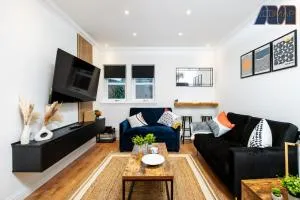 2Bedroom Sleeps 4 Montrose City Centre - 安格斯