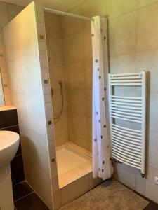 Maisons de vacances F5 house with private pool in Chateaurenard : photos des chambres