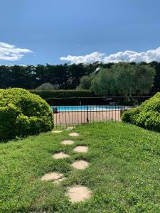 Maisons de vacances F5 house with private pool in Chateaurenard : Maison de Vacances