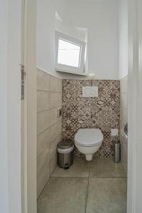 Main Square Quite Air Conditioned Apartment