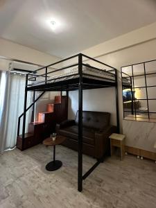 Minglanilla Condo with Pool, Gym & Fast WiFi