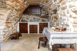 Mitatos Naxos - Suite Ligaridia Apeiranthos