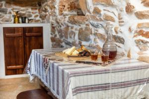 Mitatos Naxos - Suite Ligaridia Apeiranthos