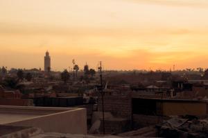Savor Home Authentic Entire Riad with Medina View & Terrace