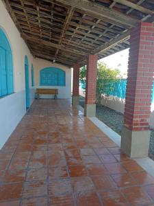 Casa Grande de 03 quartos em Jauá