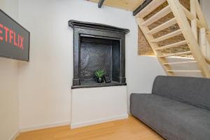 2CLI19 -Duomo-Loreto - Elegant - Central