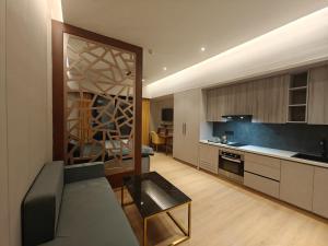 Luxurious Studio with glass wall and highway view