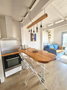 Appartement front de mer avec balcon vue Océan !