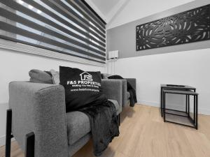 Stylish Studio Suite W Vip Lounge Access-maerdy