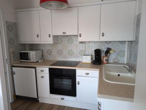 Sol-y-Days Murènes, Grand studio confortable avec parking, proche du centre ville et de la plage