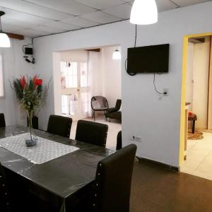 Casa entera con quincho Village