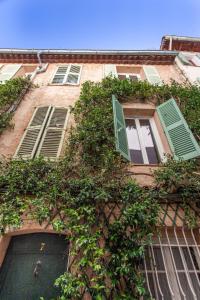 Charm of Vieil Antibes, quiet 2-4pers